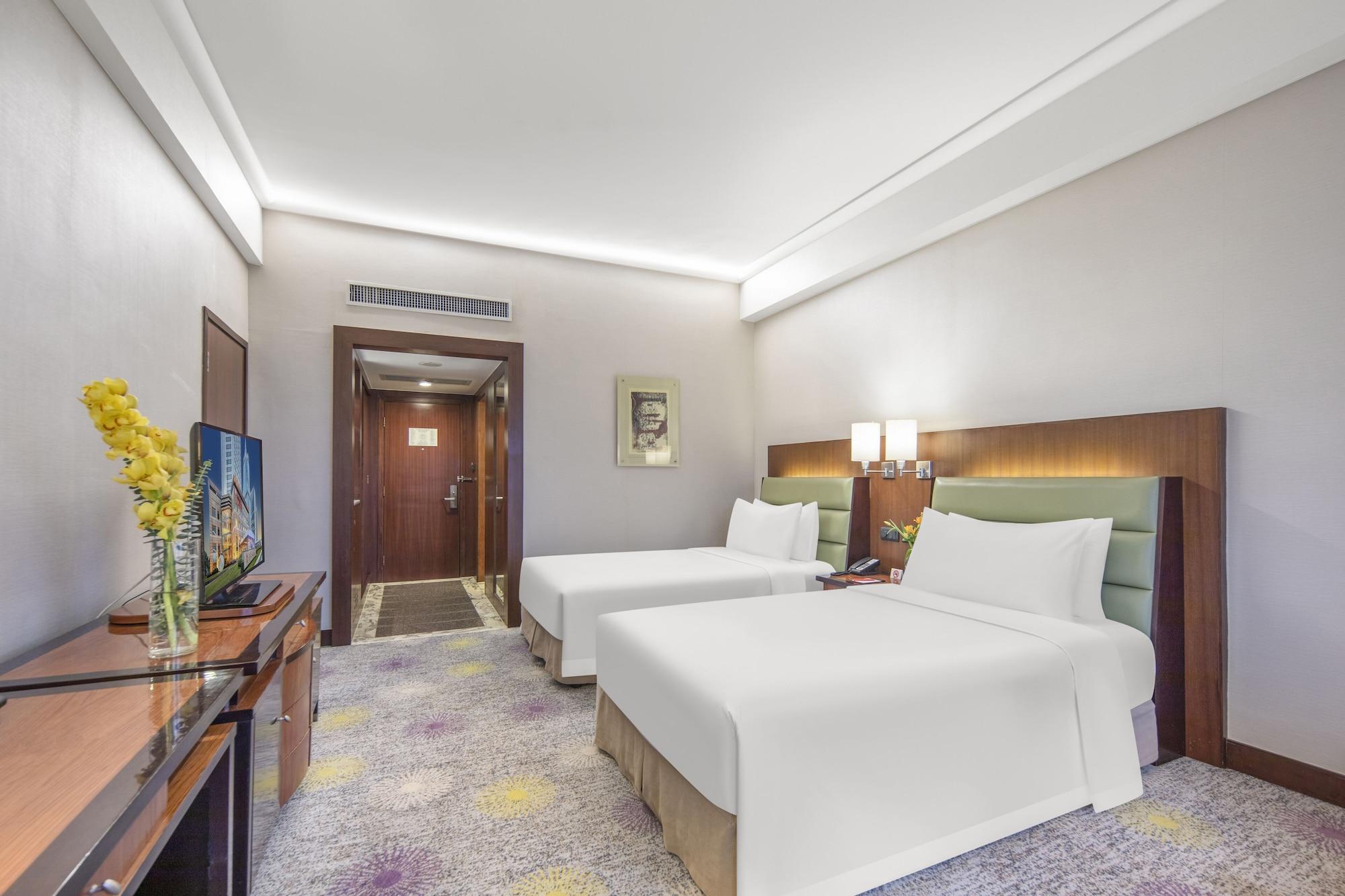 Ramada Plaza Pudong Shanghai Exterior foto