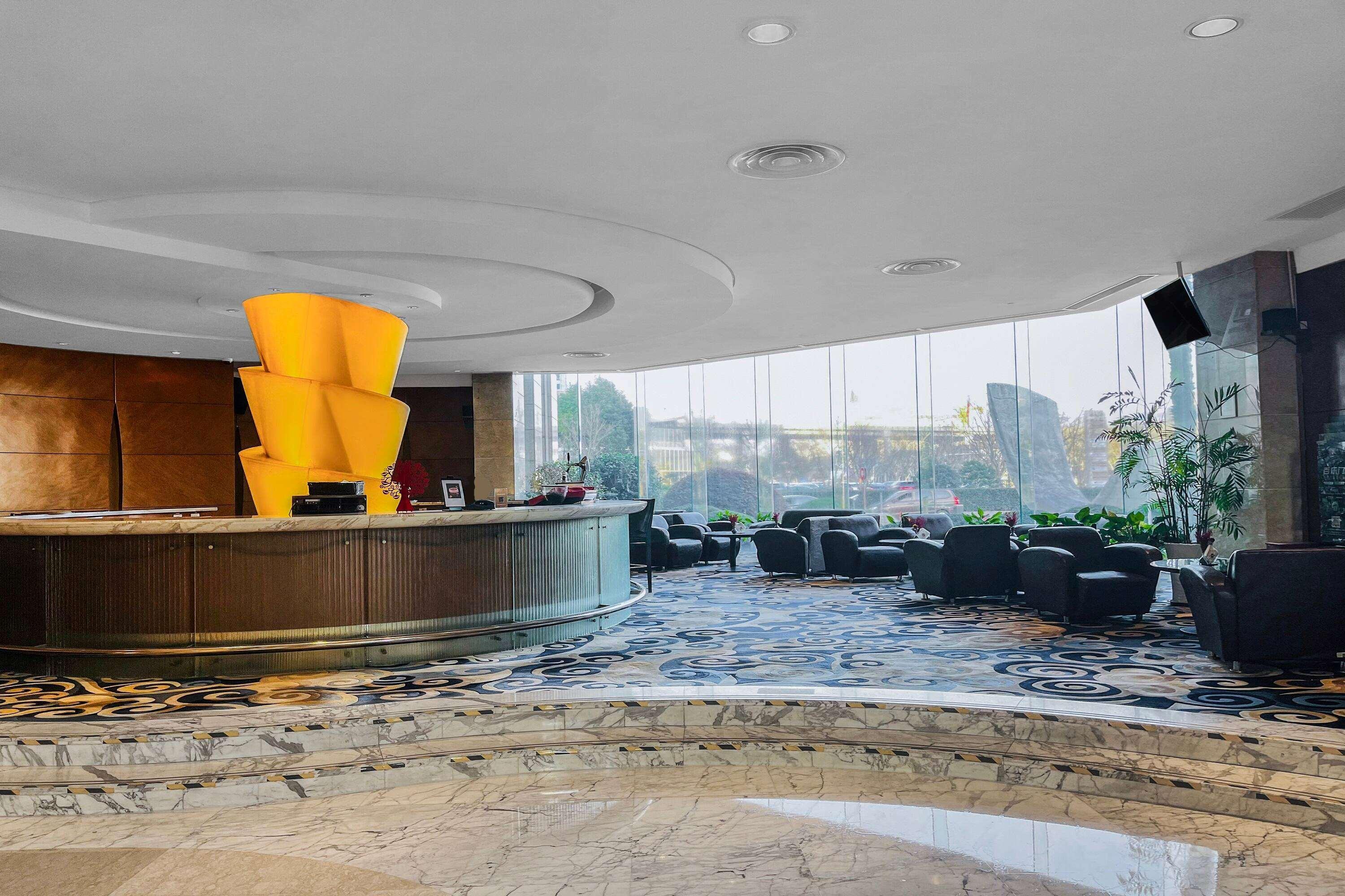 Ramada Plaza Pudong Shanghai Exterior foto